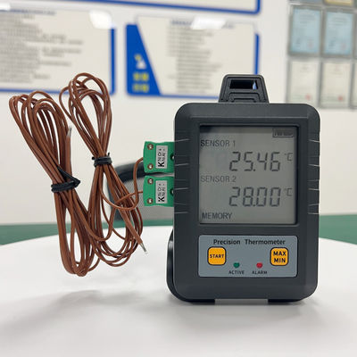 Steuerung Hochpräzisions-K-Typ-270-1372-Grad-elektronische digitale Doppelkanal-Temperaturprüfung