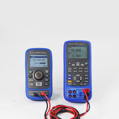 Tragbarer Multifunktionskalibrator mit 610 g Ausgangsprozess-Signalquellengenerator